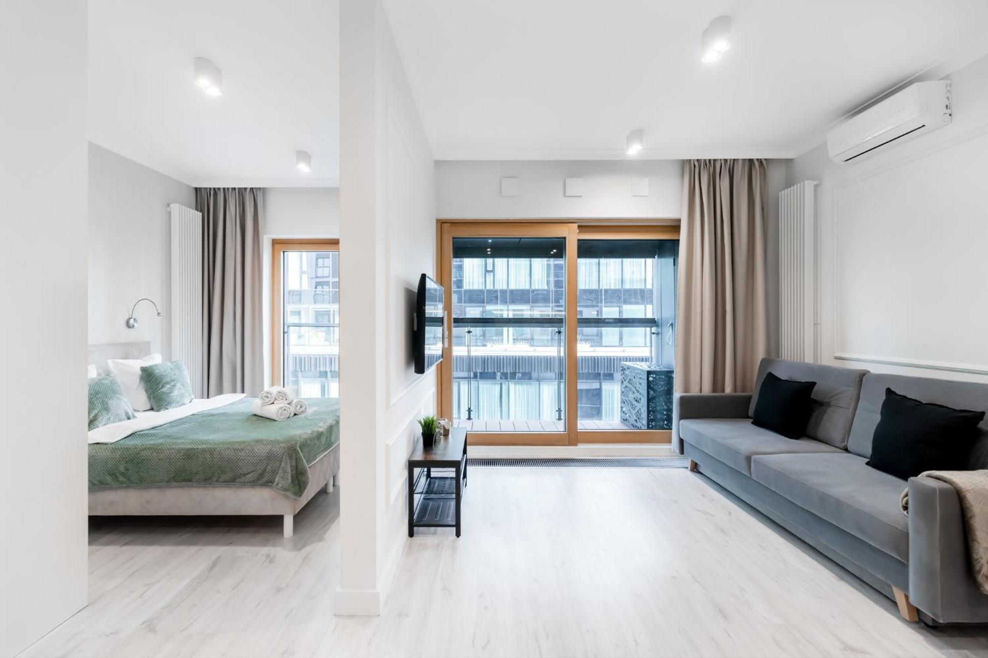 Golden Apartments -City Center - Mennica Residence วอร์ซอ ภายนอก รูปภาพ