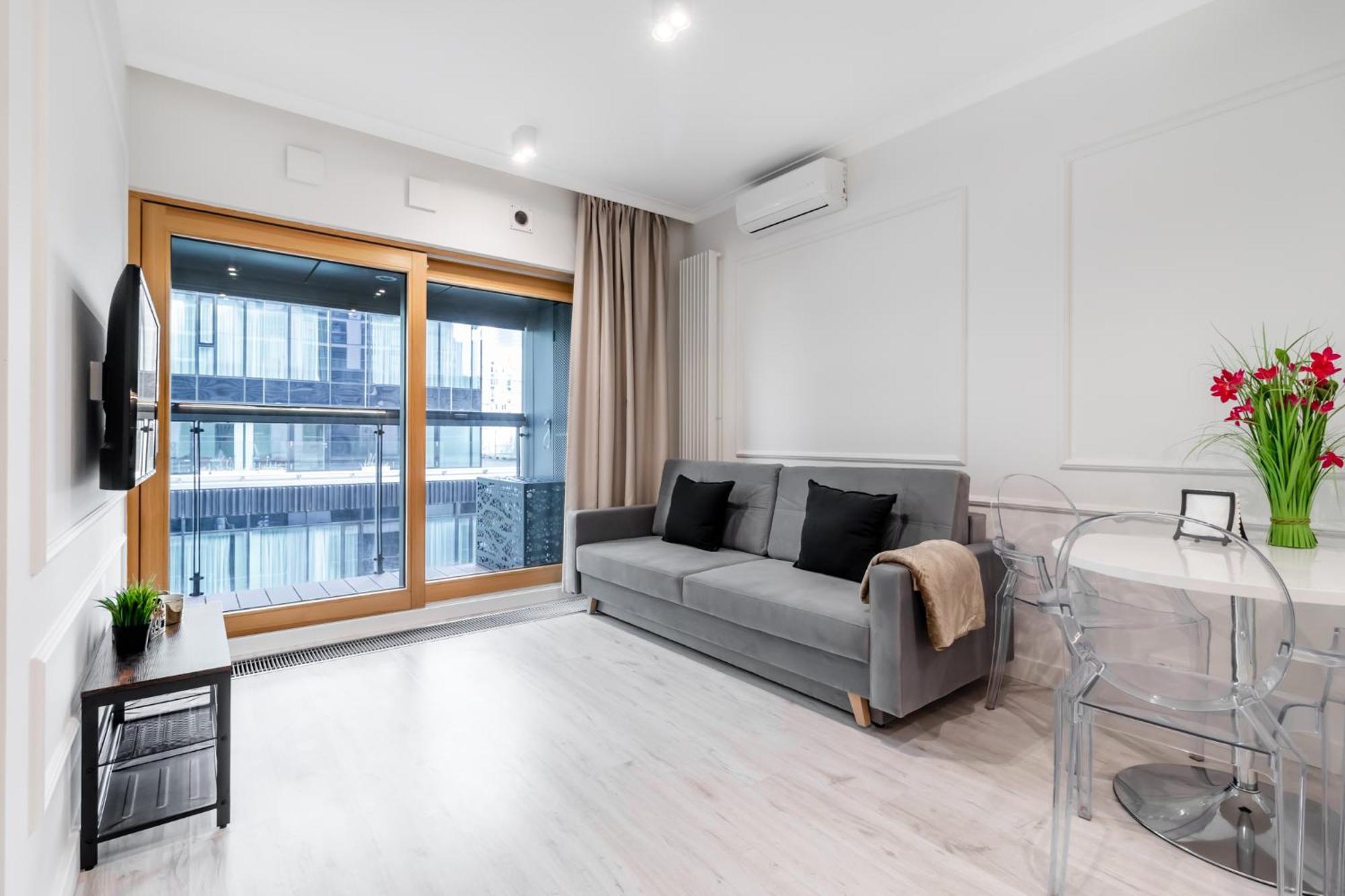 Golden Apartments -City Center - Mennica Residence วอร์ซอ ภายนอก รูปภาพ