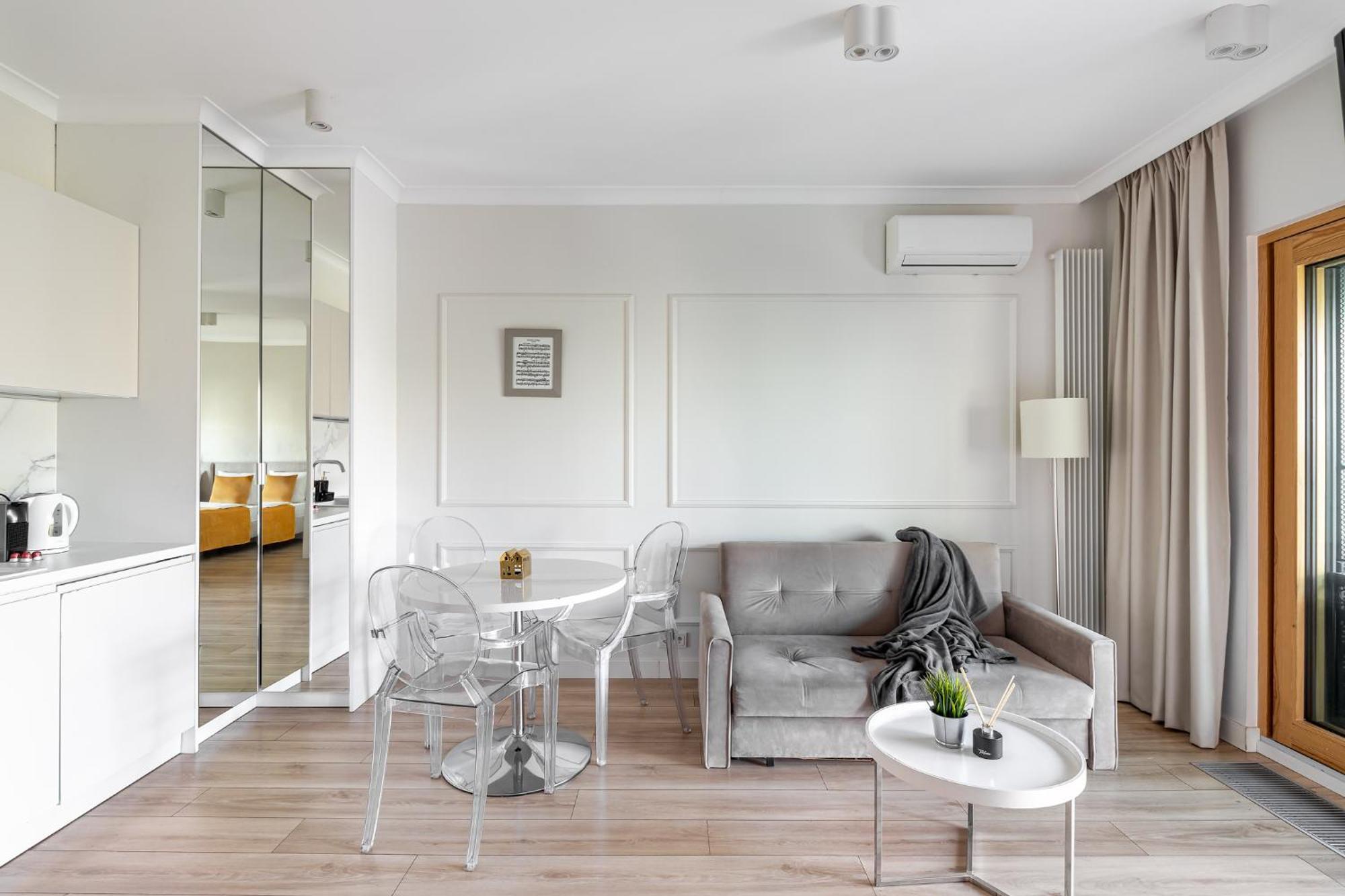 Golden Apartments -City Center - Mennica Residence วอร์ซอ ภายนอก รูปภาพ