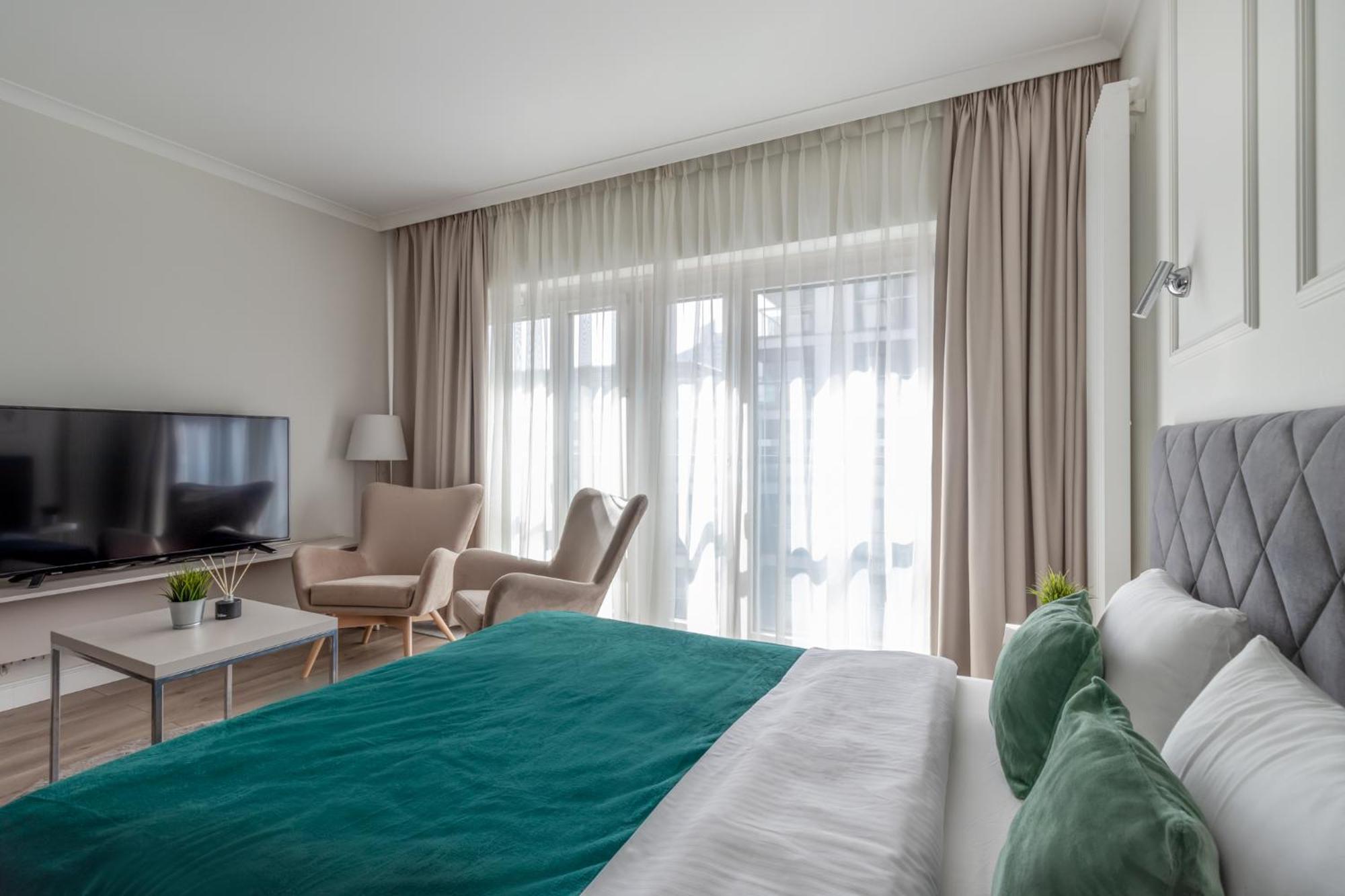 Golden Apartments -City Center - Mennica Residence วอร์ซอ ภายนอก รูปภาพ