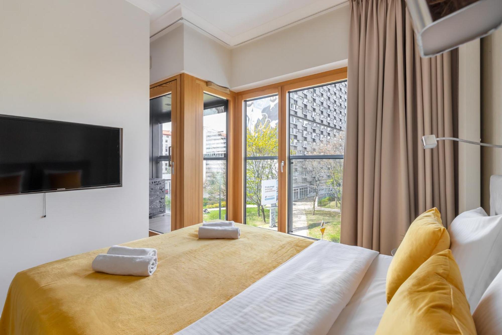 Golden Apartments -City Center - Mennica Residence วอร์ซอ ภายนอก รูปภาพ