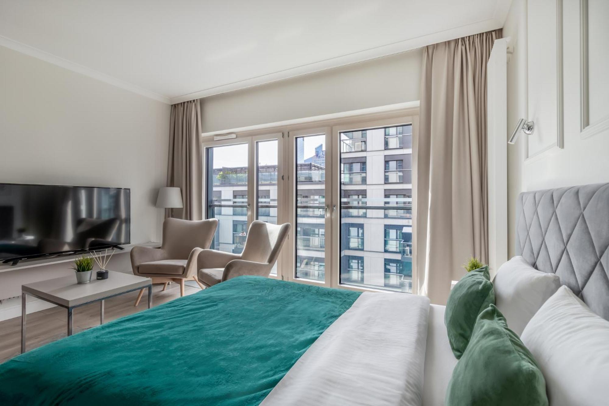 Golden Apartments -City Center - Mennica Residence วอร์ซอ ภายนอก รูปภาพ