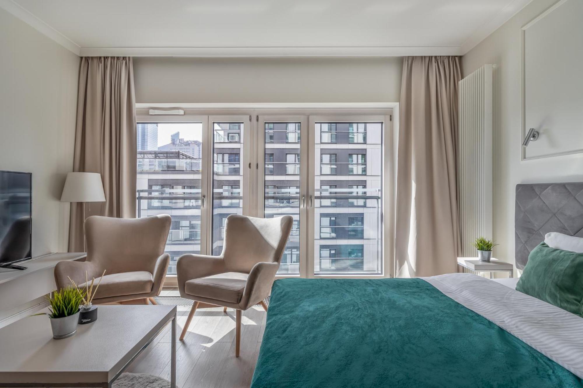 Golden Apartments -City Center - Mennica Residence วอร์ซอ ภายนอก รูปภาพ